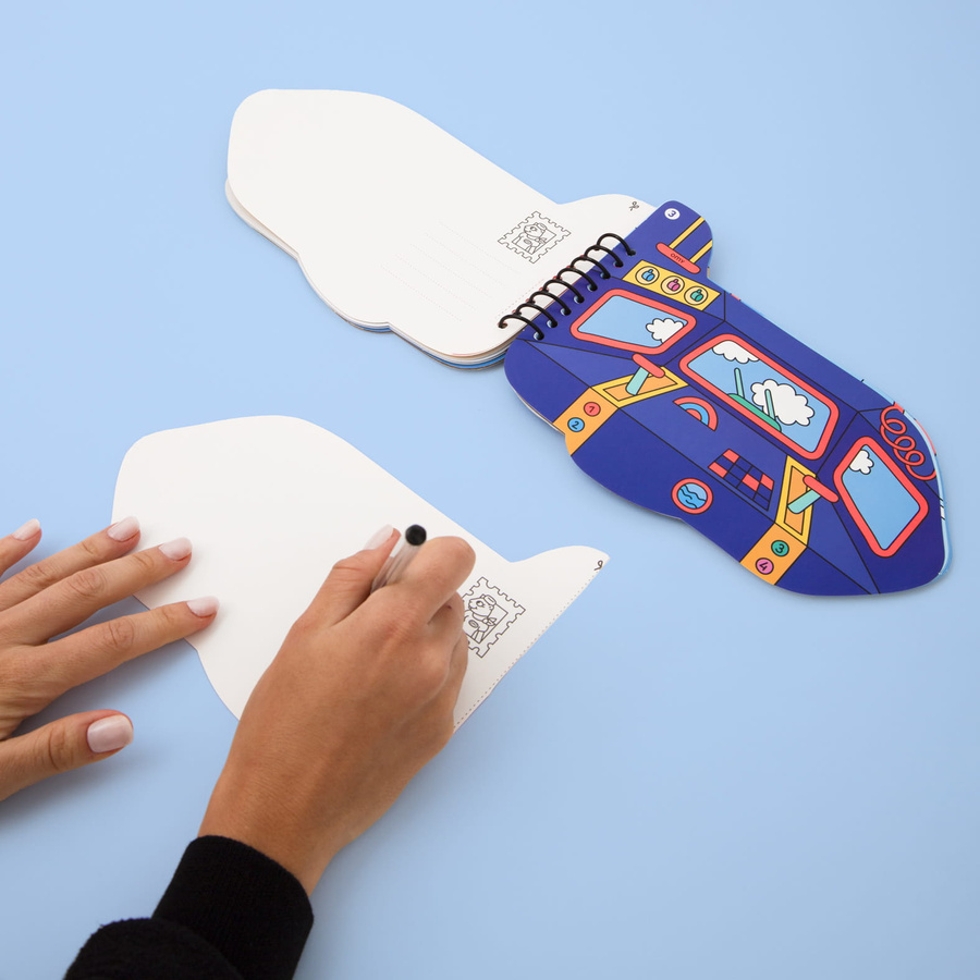 ZESZYT KREATYWNY Z NAKLEJKAMI - VROOM