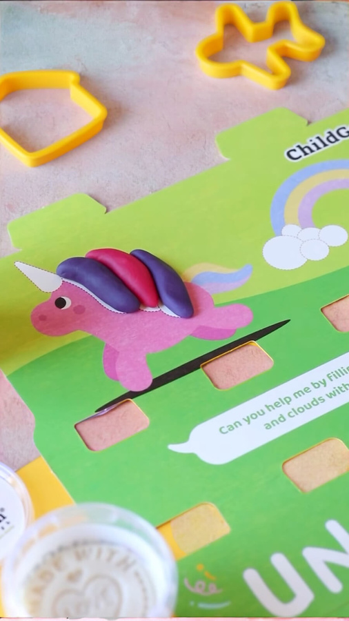 ChildGen, Naturalna ciastolina w eko-kubkach - zestaw 4 kolorów: biały, różowy, fioletowy, żółty