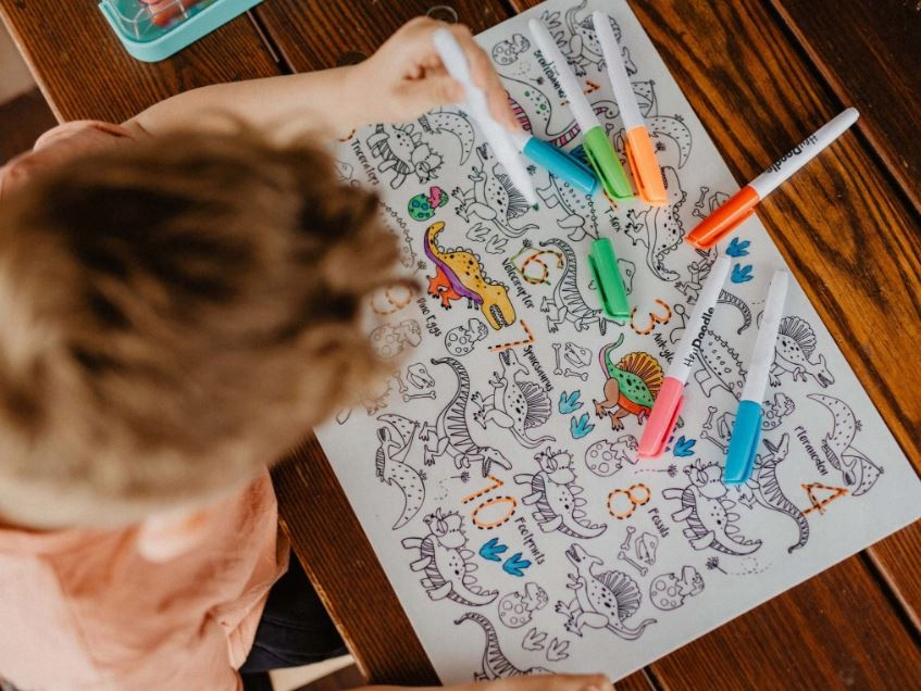 Duża mata silikonowa do kolorowania A3, Dinozaury