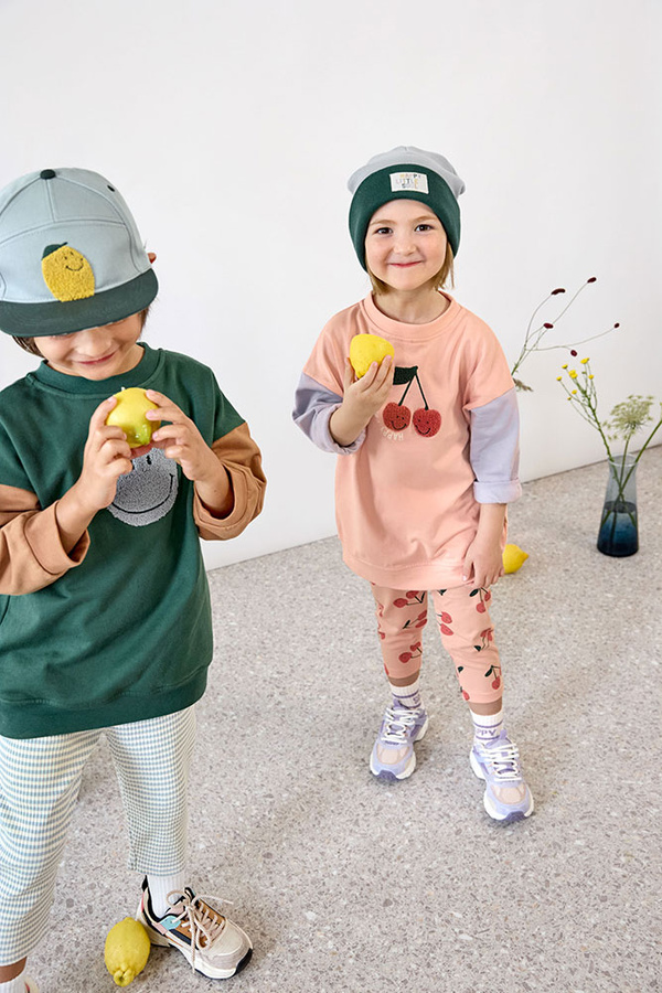 Sweter dla dzieci GOTS Cherry peach 2-4 years  - 98/104 - Lassig