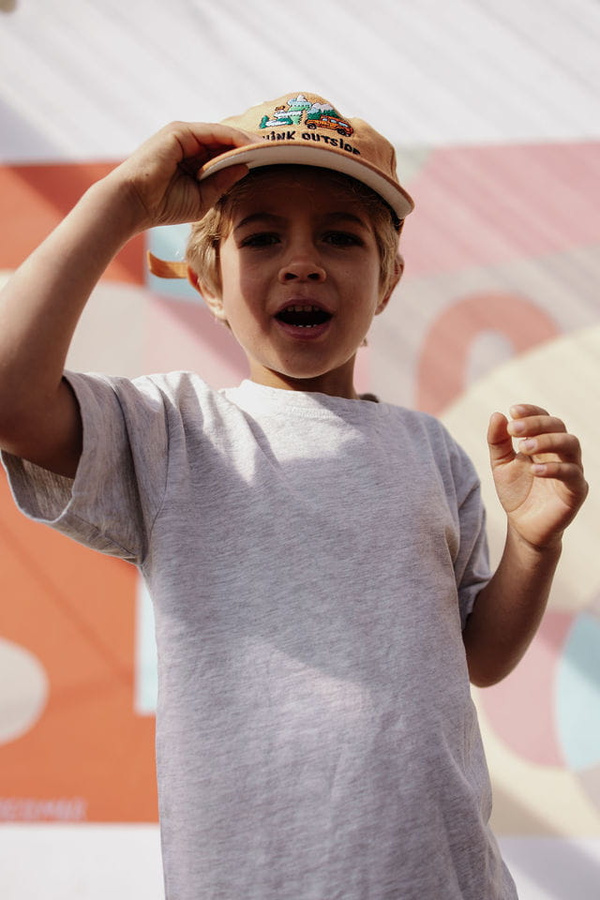 Hello Hossy Laniana czapka z daszkiem Linen Outside 6+