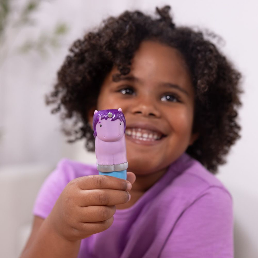 Sticker WOW Fioletowy jednorożec