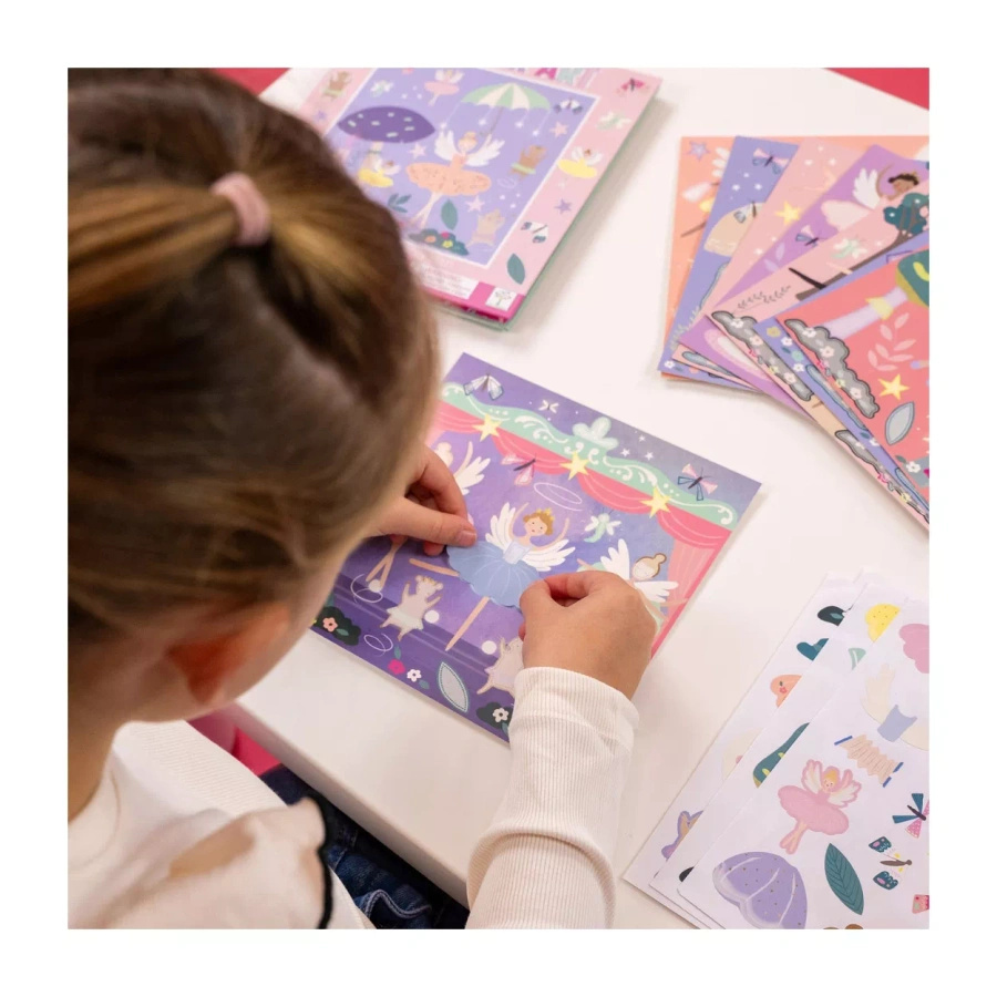 Baletnice Zestaw Pachnących Naklejek z Książeczką