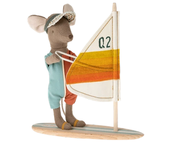 Myszka - Beach mice, Surfer big brother