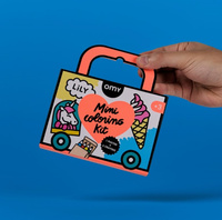 KIESZONKOWA KOLOROWANKA Z KREDKAMI - LILY