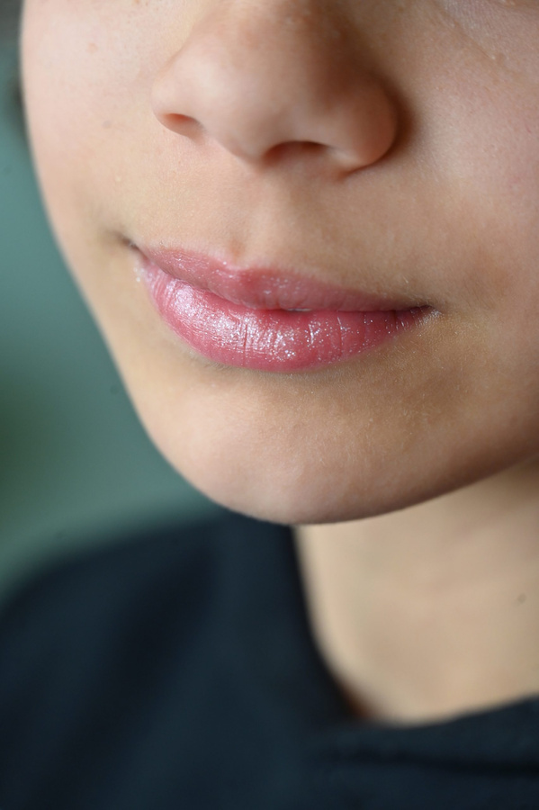 Błyszczyk - Brokatowy róż