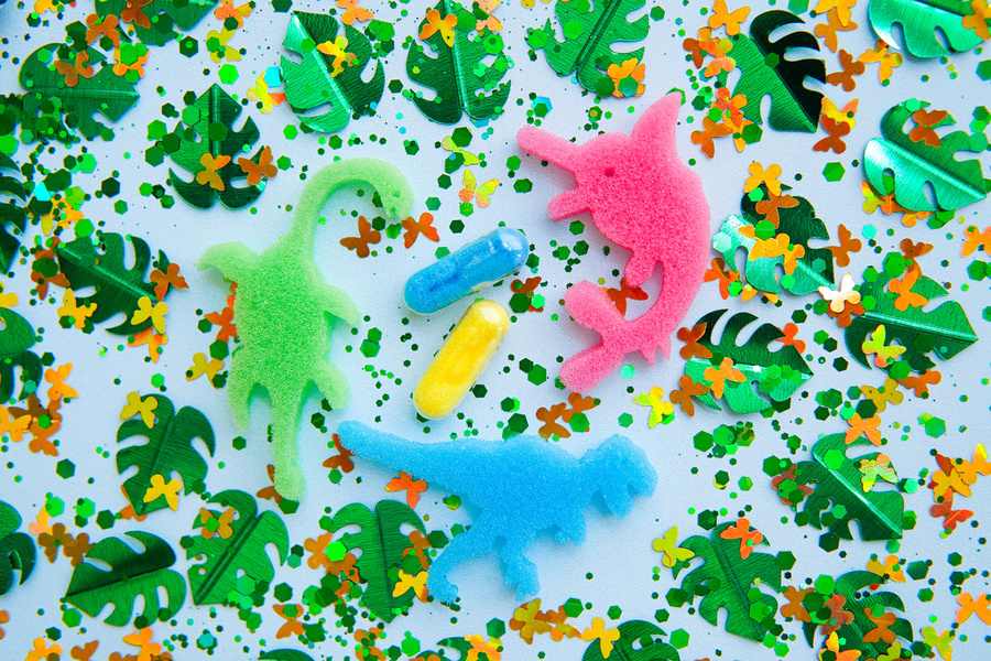 Glo Pals - SAFARI Fun Fillers Wkład, figurki, brokaty i barwniki do słoików, zabaw sensorycznych