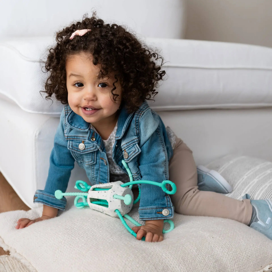 Przeciąganiec Miętowy Zippee. Zabawka sensoryczna