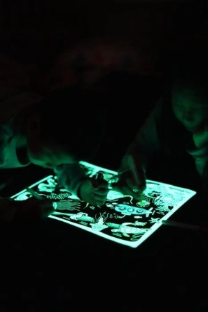 Świecąca w Ciemności Duża Mata Silikonowa do Kolorowania A4 - Morskie Głębiny