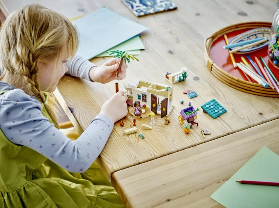 LEGO DISNEY 43223 - Asha w Rosas