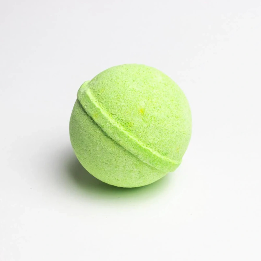 MUSUJĄCA KULA DO KĄPIELI Z NIESPODZIANKĄ