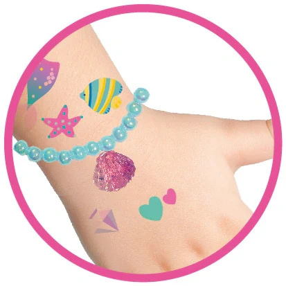 Bransoletka i tatuaże