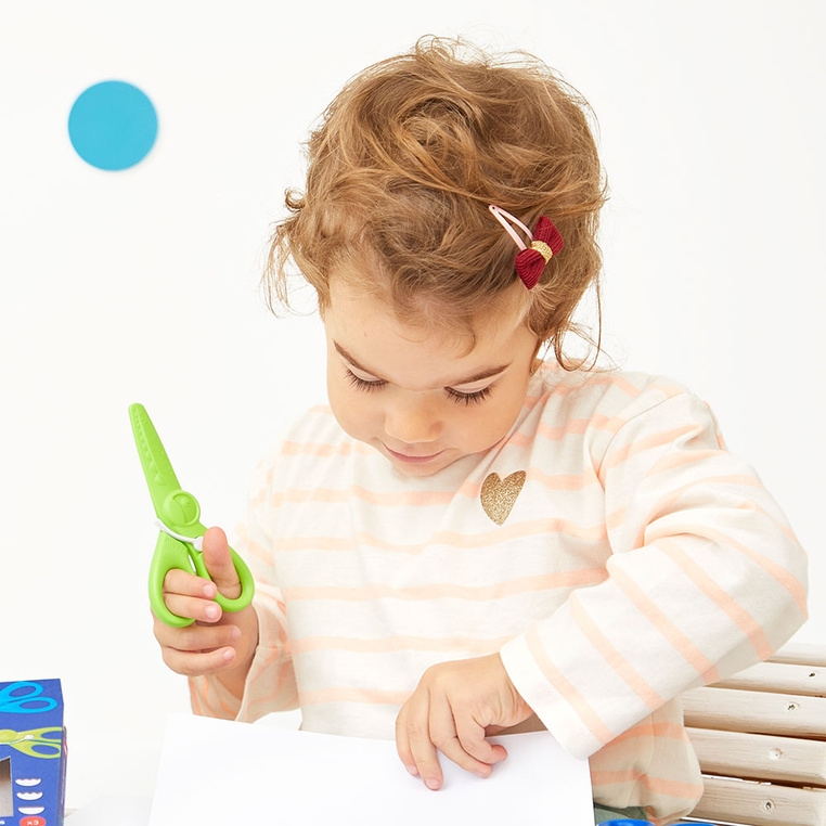 Janod Pierwsze nożyczki kreatywne do wycinania wzorów 3szt. 3 +