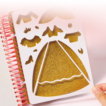 Zeszyt kreatywny małego projektanta. magiczny klub