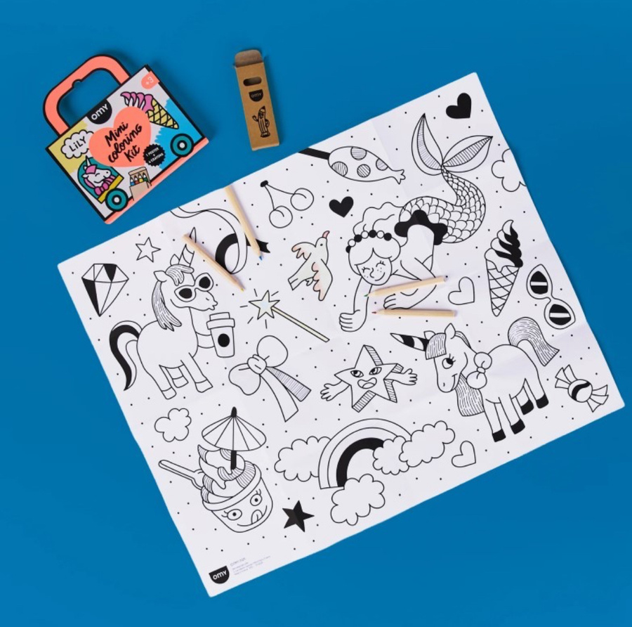 KIESZONKOWA KOLOROWANKA Z KREDKAMI - LILY