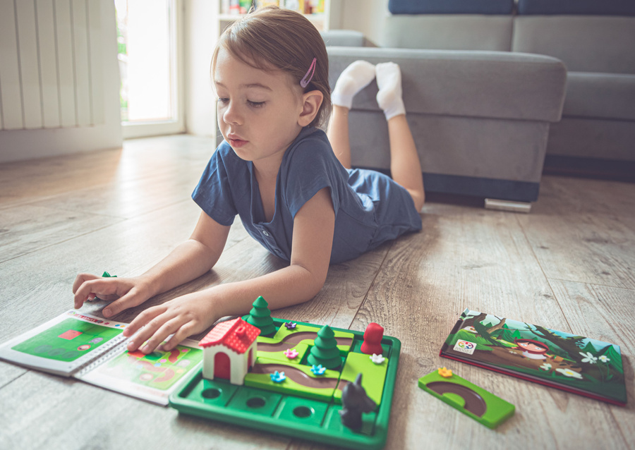 Smart Games Czerwony Kapturek (PL) IUVI Games