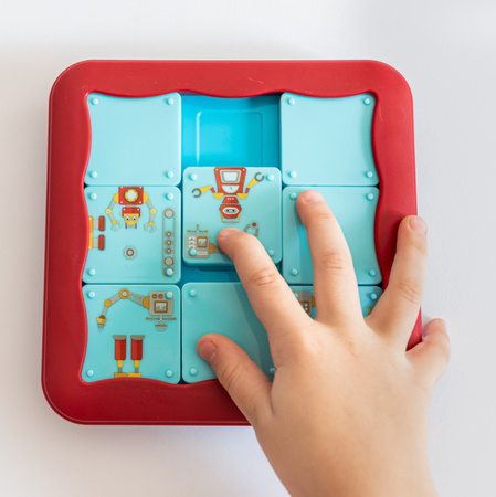 Smart Games, Fabryka robotów