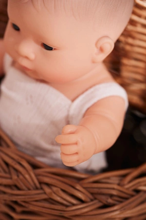 Lalka dziewczynka Azjatka 21cm Miniland Baby