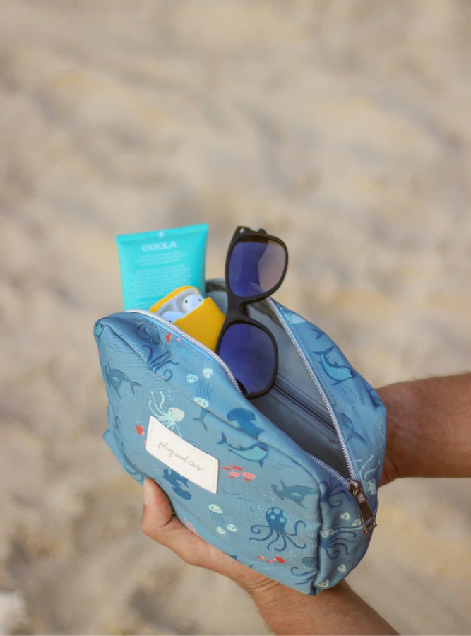 Play&Store - TOILET BAG - kosmetyczka - sharks/blue