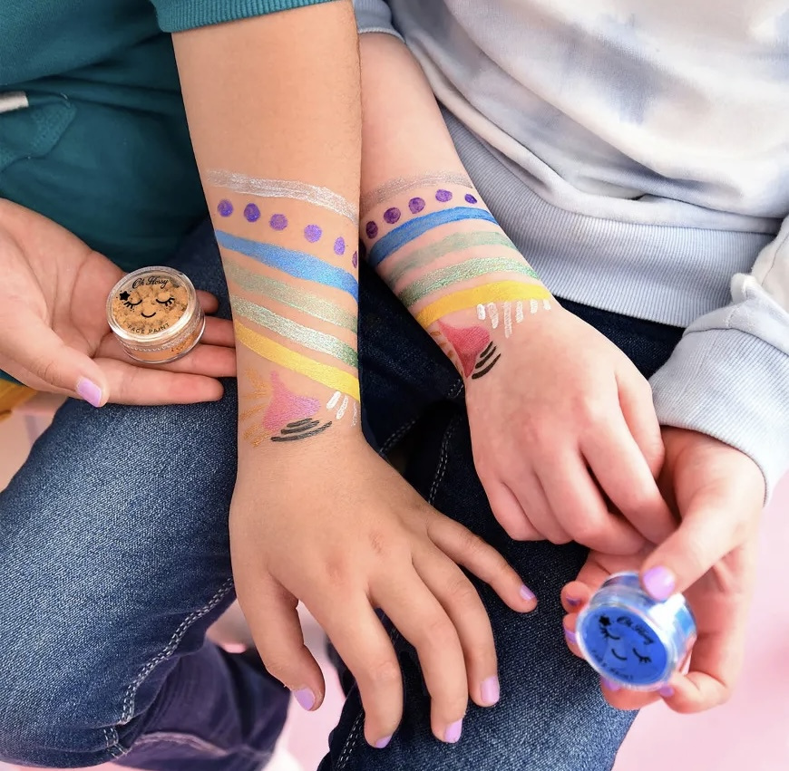 Oh Flossy, Naturalny zestaw do malowania twarzy z akcesoriami, bez konserwantów 2